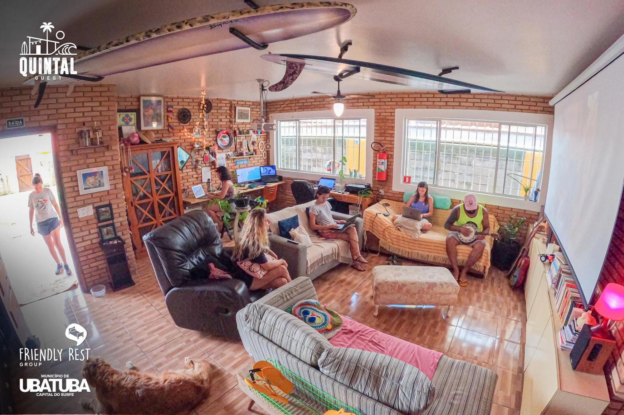 Hostel Quintal Guest Ubatuba - Pg Экстерьер фото